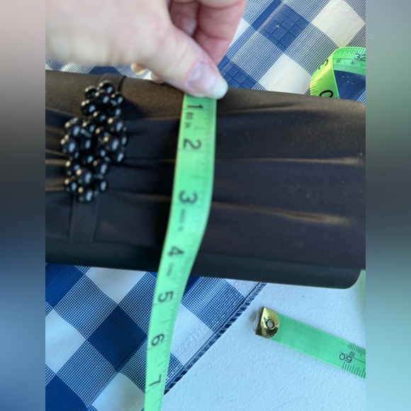 Beautiful evening clutch; NWOT - Picture 1 of 6